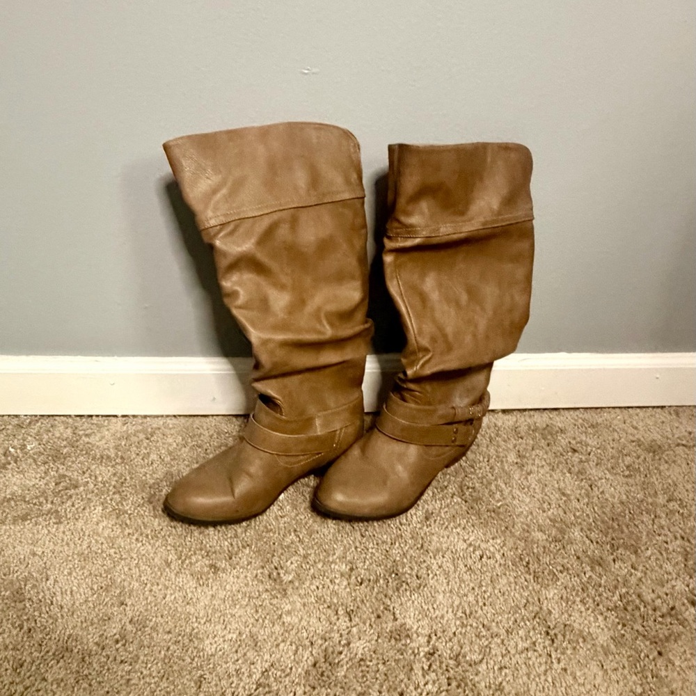 Elegant Tan Over the Knee Women's Boots